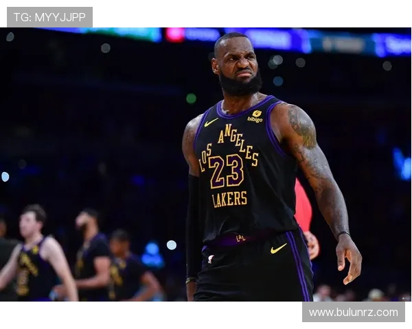 哈迪全场28分钟表现出色贡献10分2篮板 助球队取得胜利